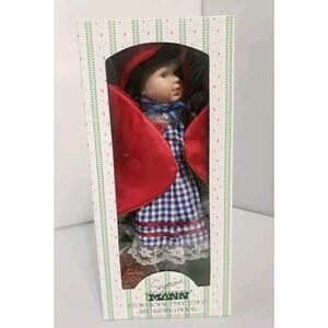 Red Riding Hood Seymour Mann Storybook Tiny Tots Doll Porcelain 10"